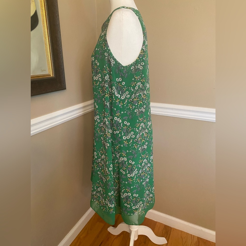 Max-Studio Dress - Picture 2 of 4